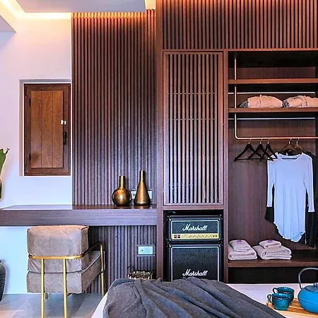 Otel Charisma And Wellness Club
