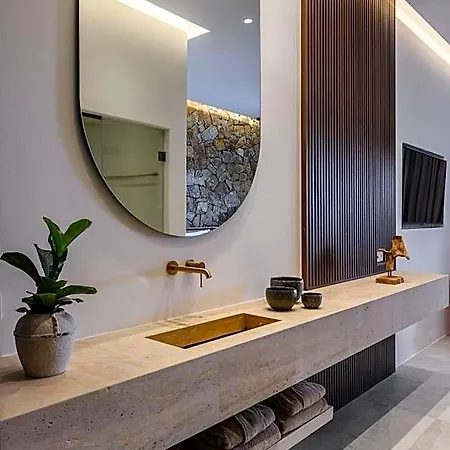 Charisma And Wellness Club Отель 4*